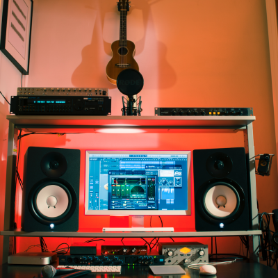 BUREAU BUREAU